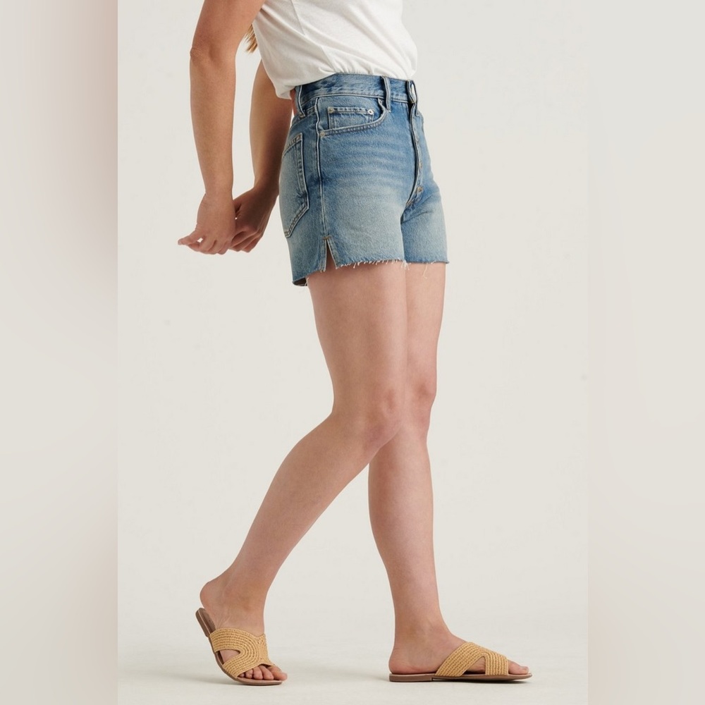 Lucky Brand Traveler Jean Short Light Wash Blue